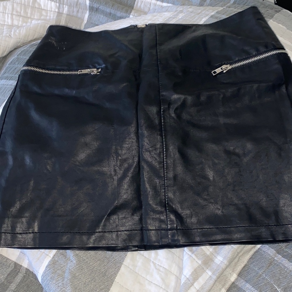 Sexy leather skirt